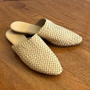 Universal Thread Woven Tan Flats